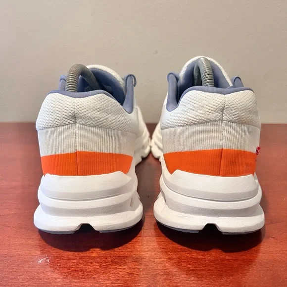 On Running Cloud runner women’s sneakers walking shoes size 10.5. - Picture 4 of 6